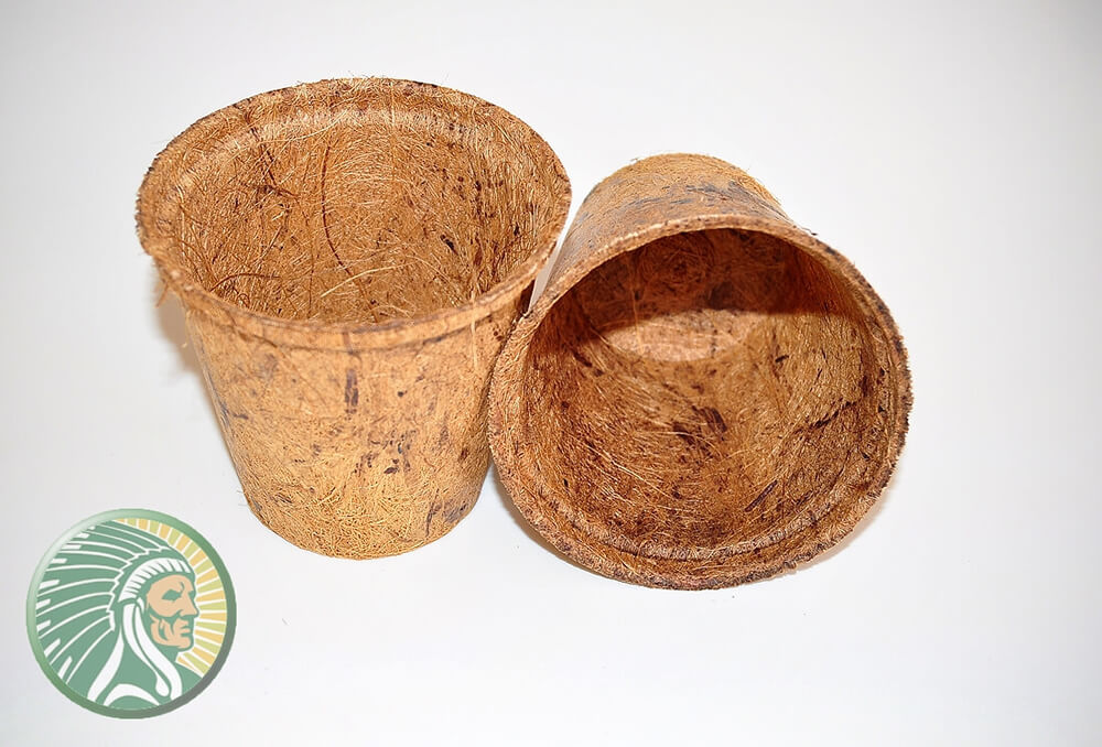 Preformed coconut fiber jars - Yukha